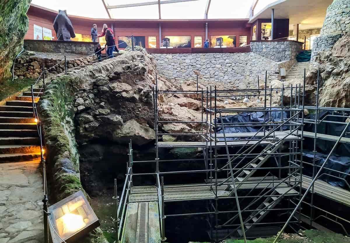Archeological strata