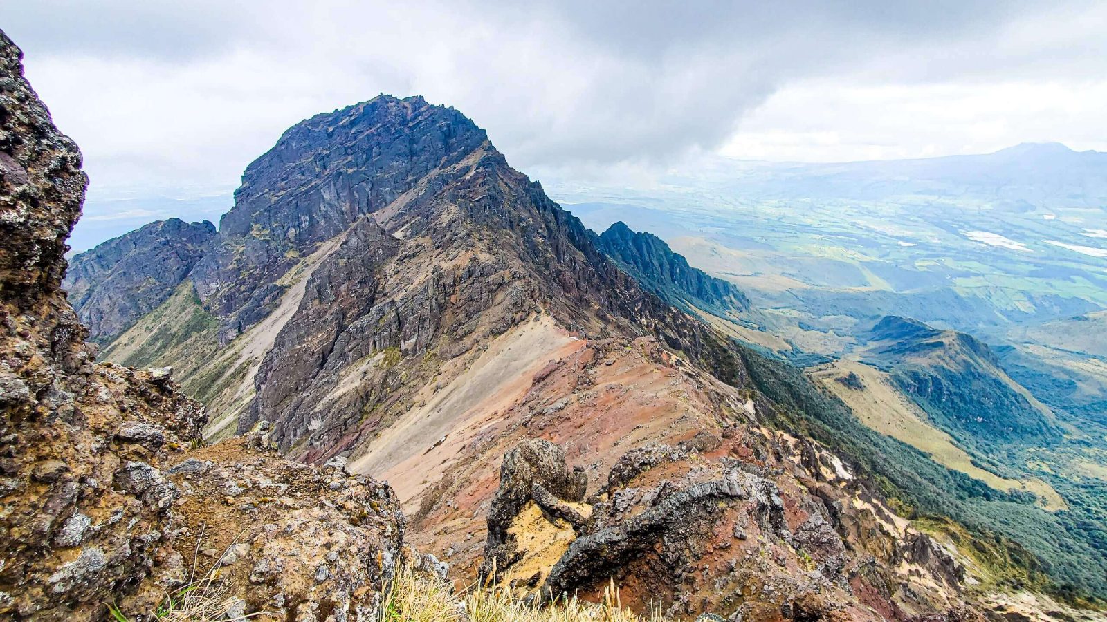 Rumiñahui Volcano