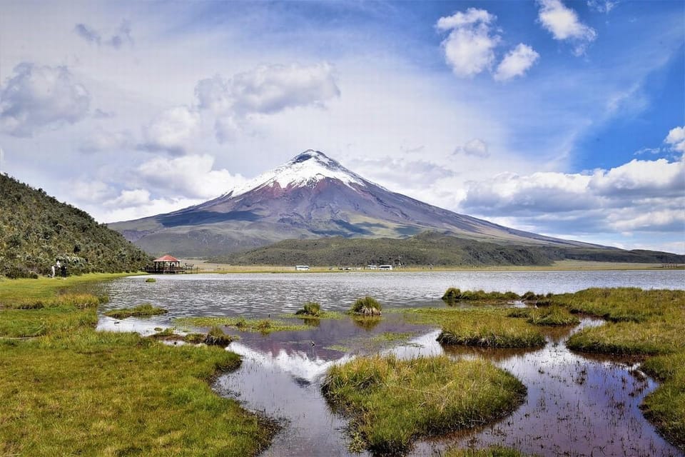 Limpiopungo Lagoon
