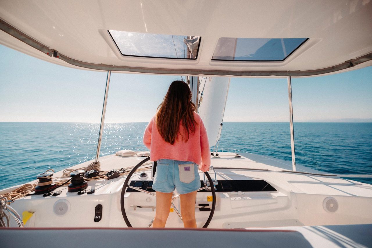 Catamaran Helm Position