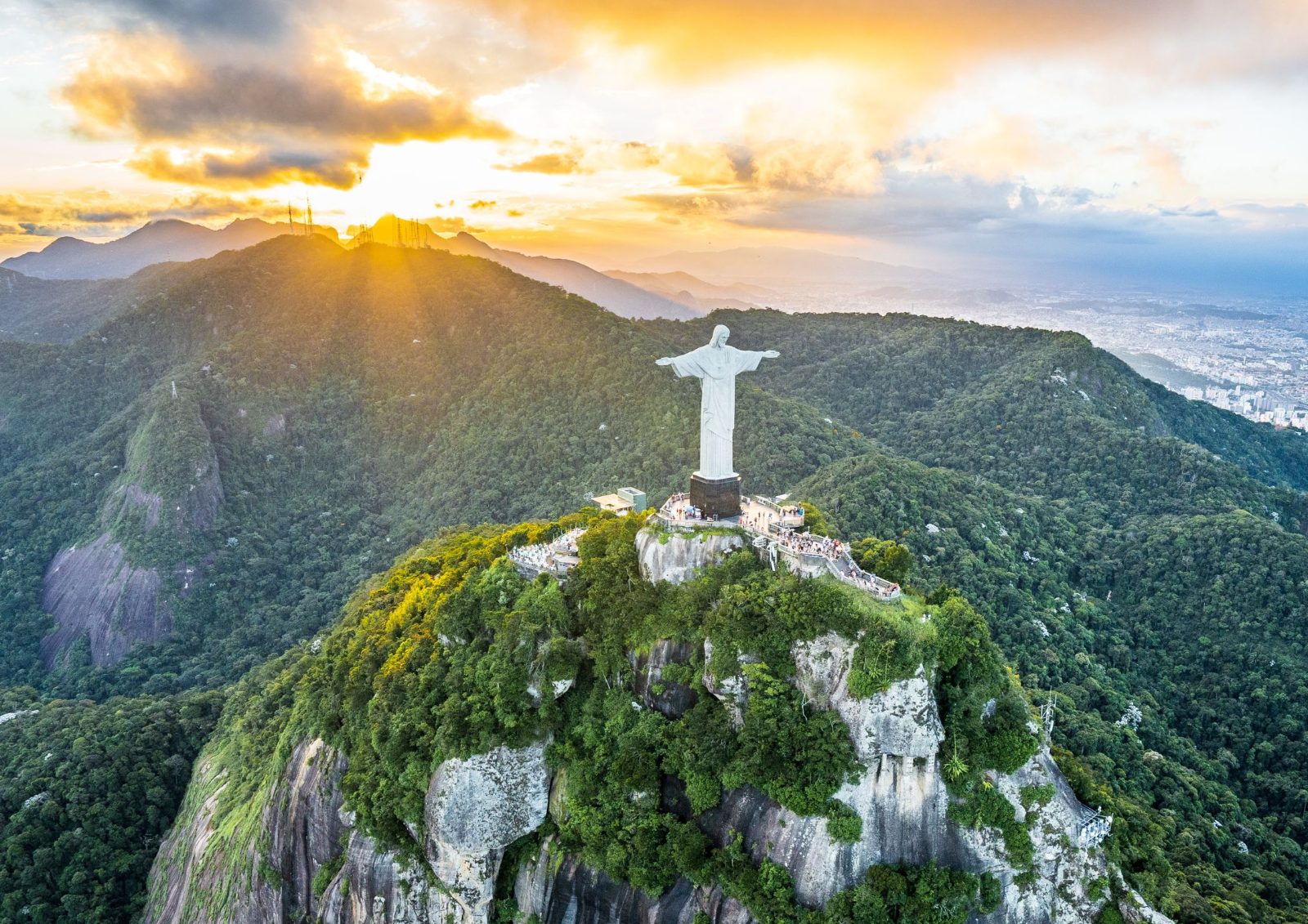 Mirante Dona Marta Sunrise Hike