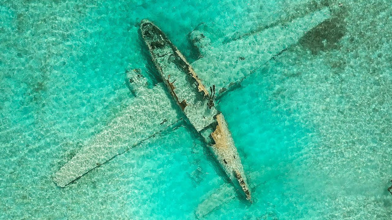 Sunken Plane Snorkel Site