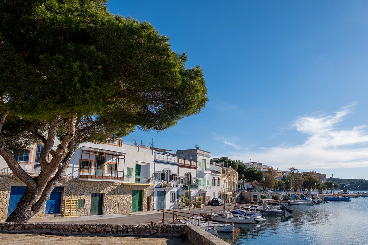 Es Riuetó Quay