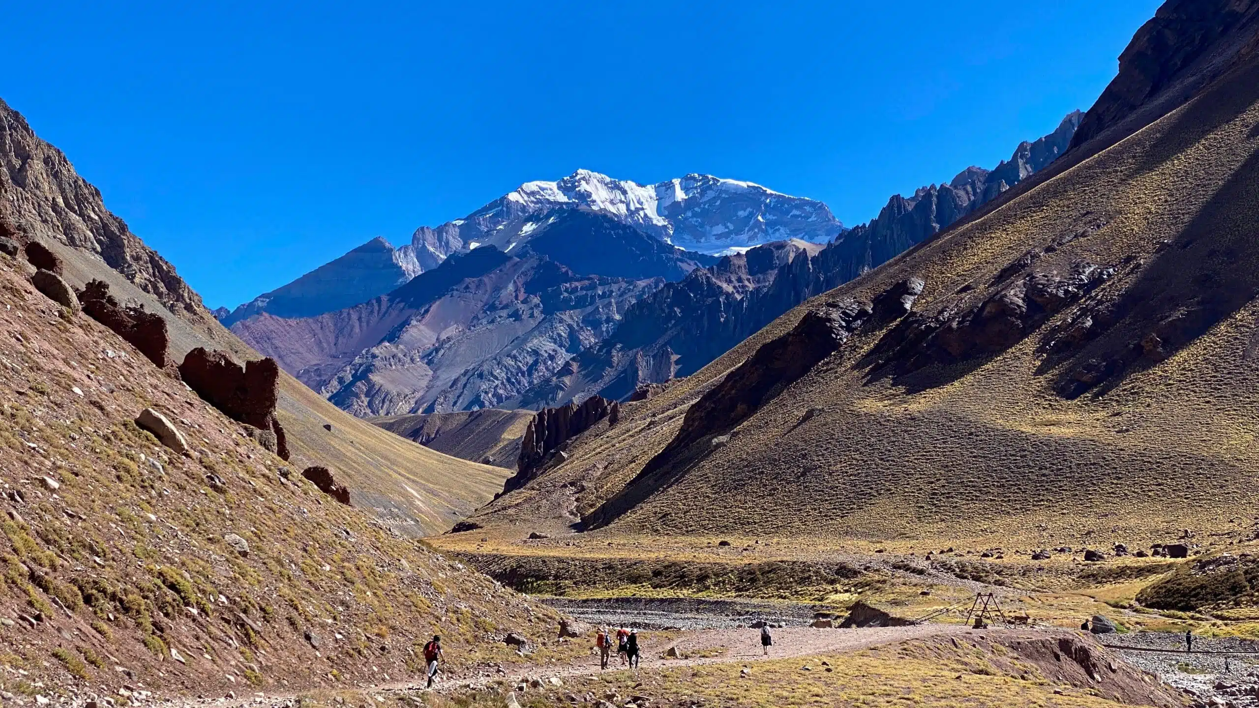Quebrada de los Horcones Valley