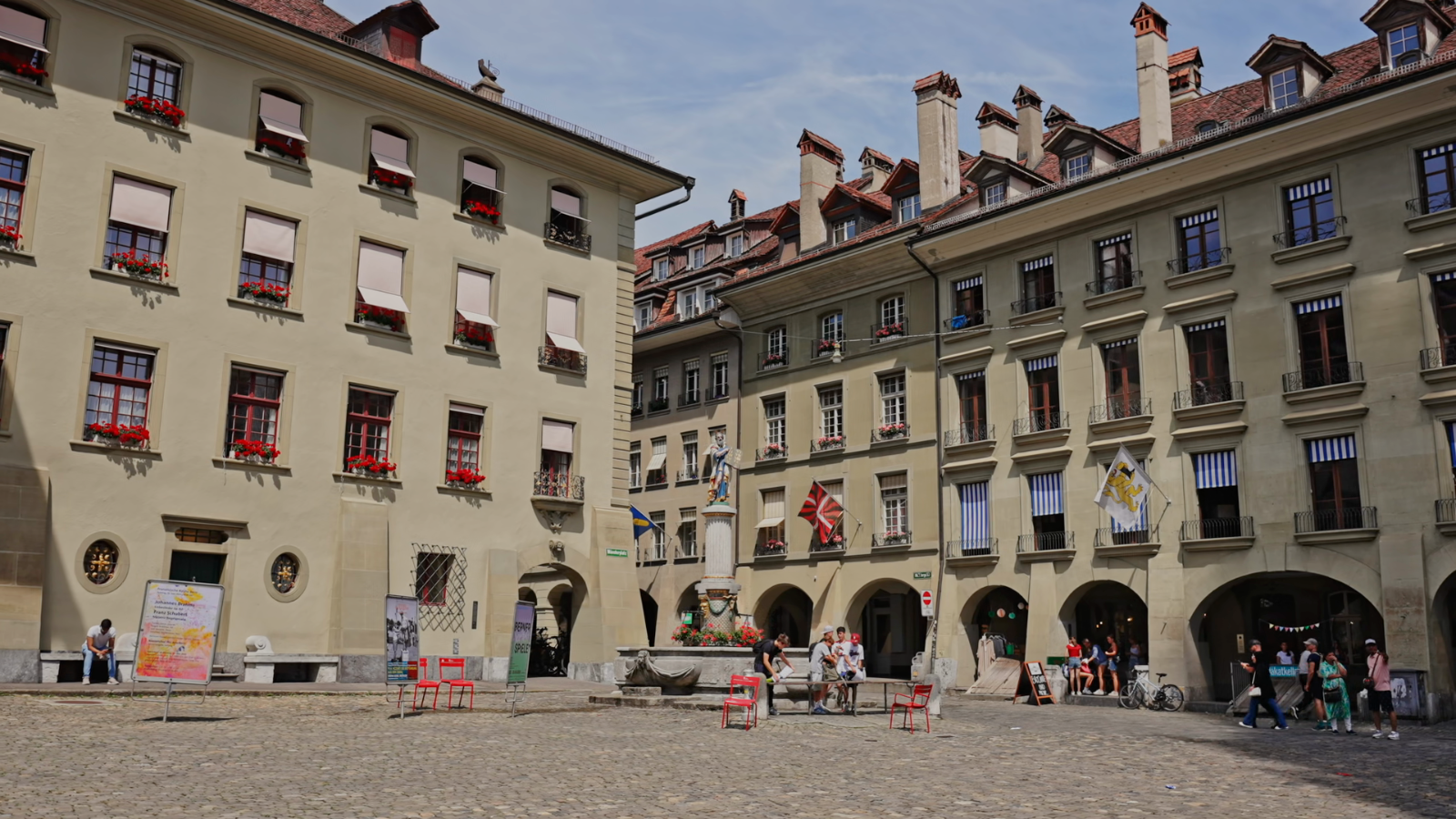 Old Town Arcades