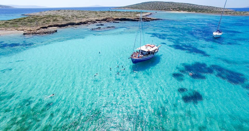 Antiparos Boat Tour From Naoussa