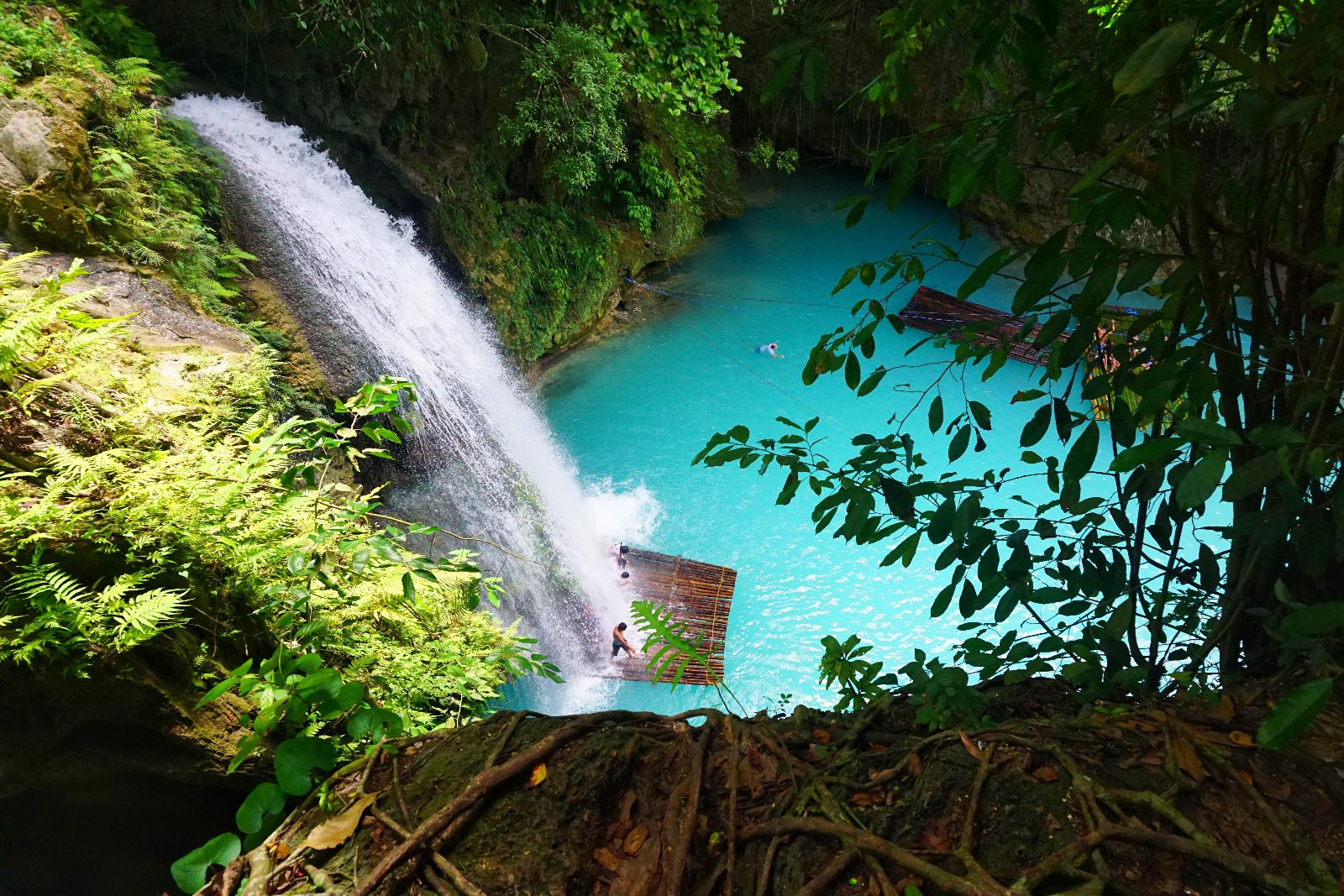 Cascata di secondo livello di Kawasan