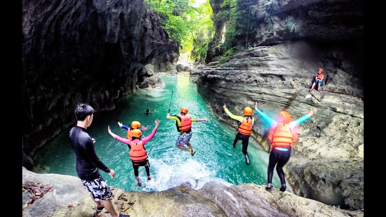 La tua esperienza a Tour e biglietti per il canyoning alle Kawasan Falls