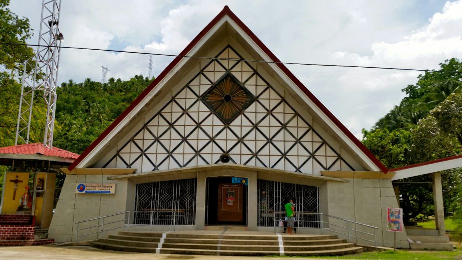Fermata dell'autobus della Chiesa di Matutinao