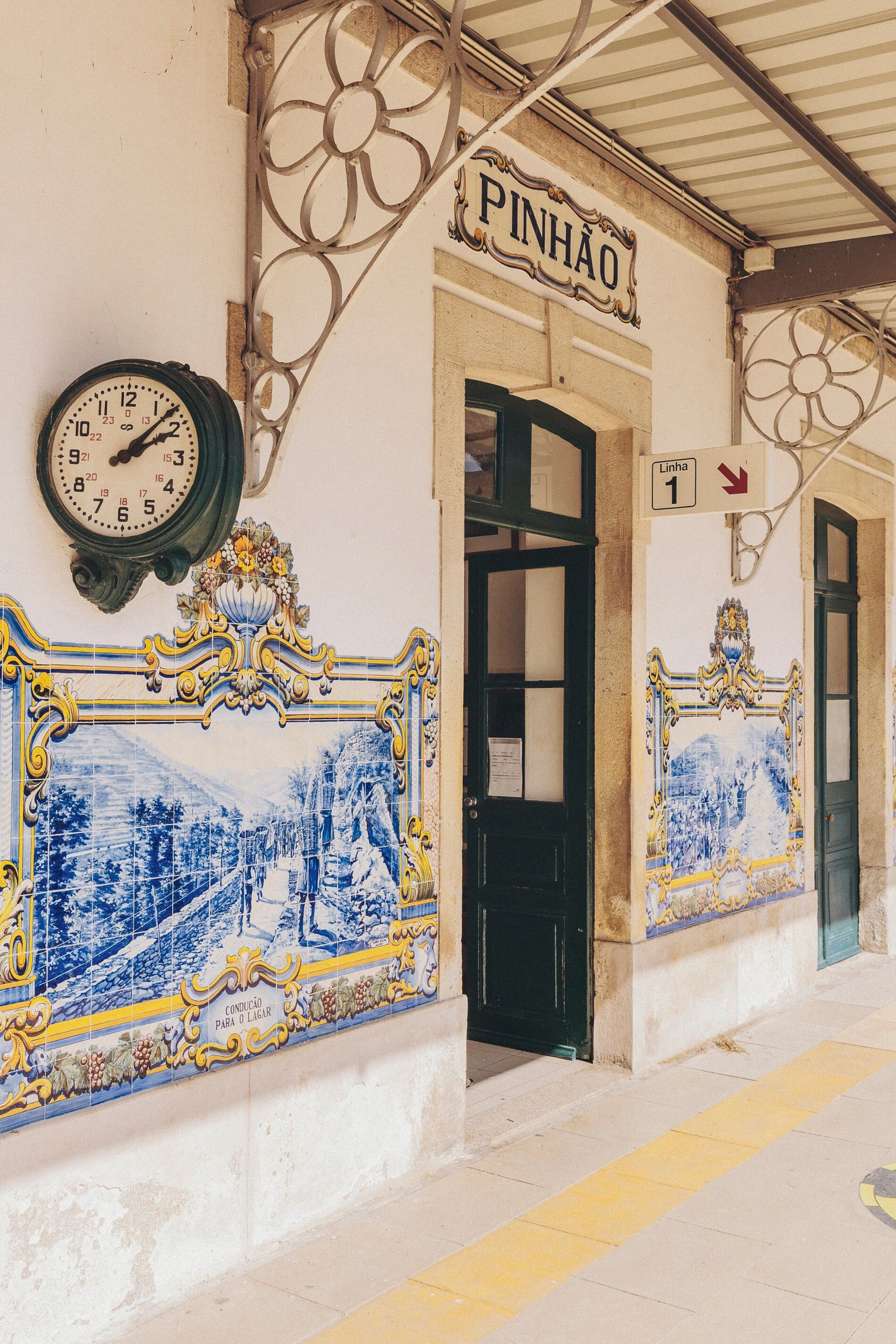 Pinhão Train Station