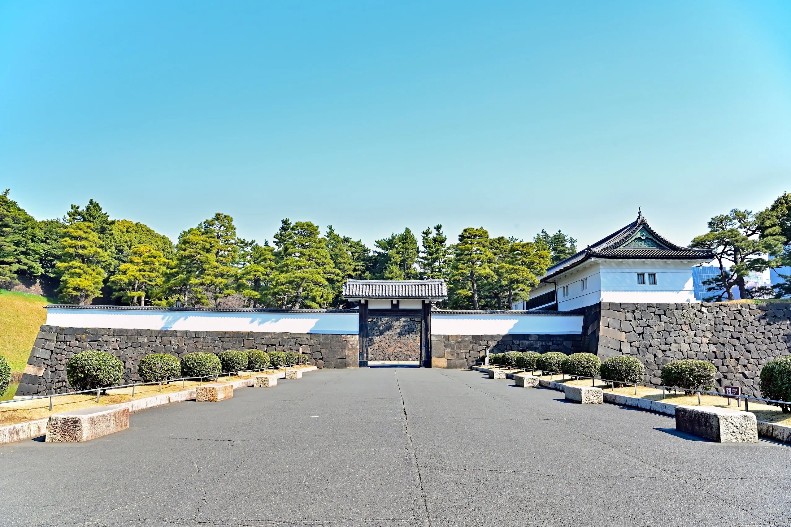 Sakurada-mon Gate