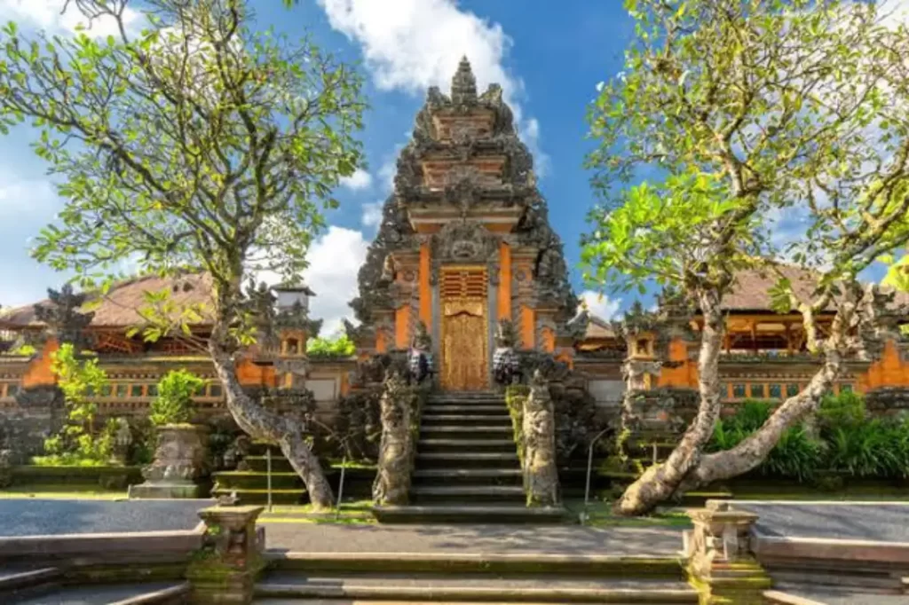 Puri Saren Agung Gates