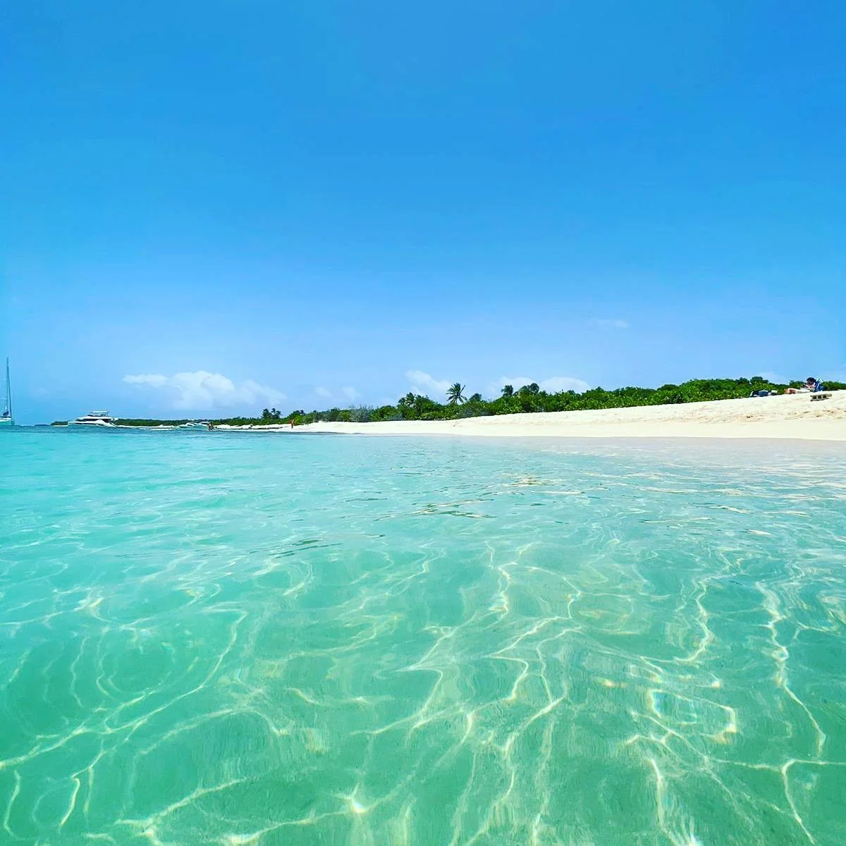 Crystal Turquoise Shallows