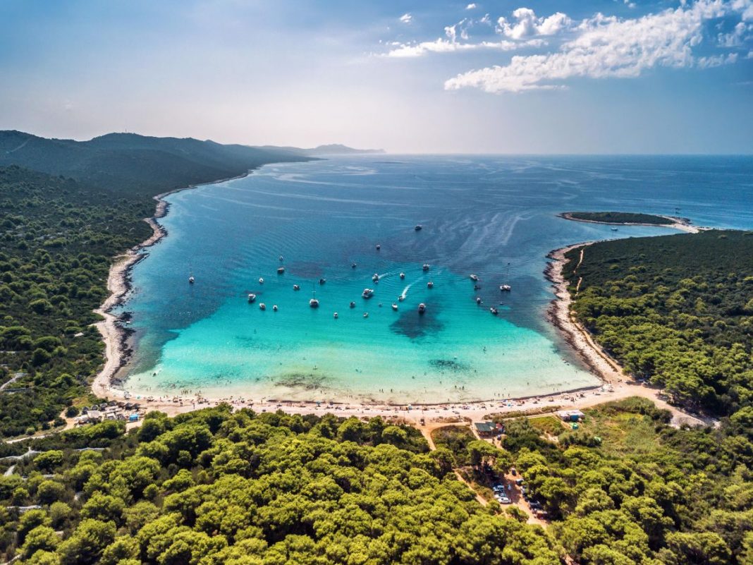 Sakarun Beach