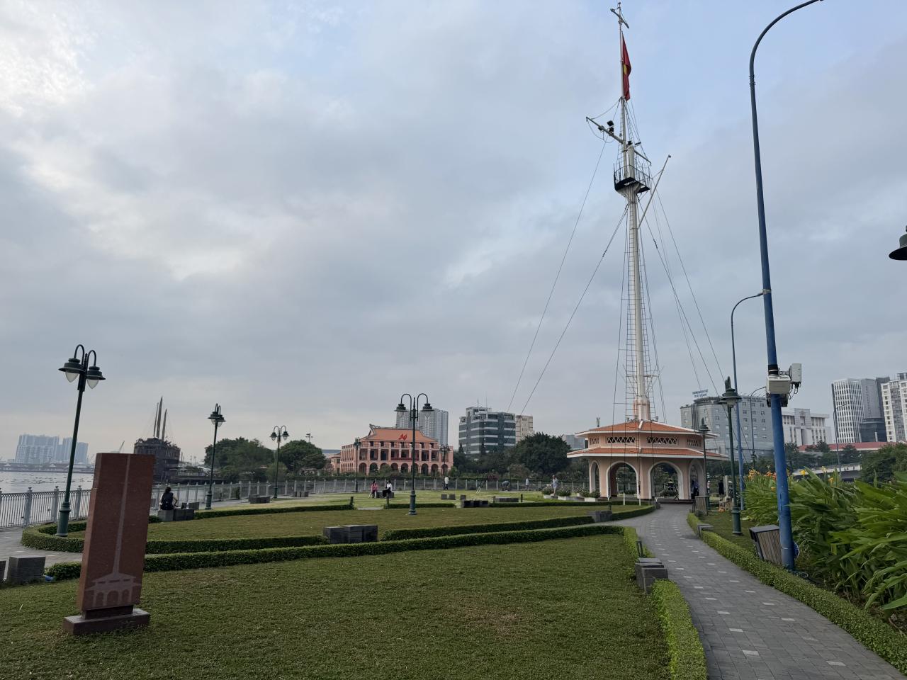 Thu Ngu Flagpole