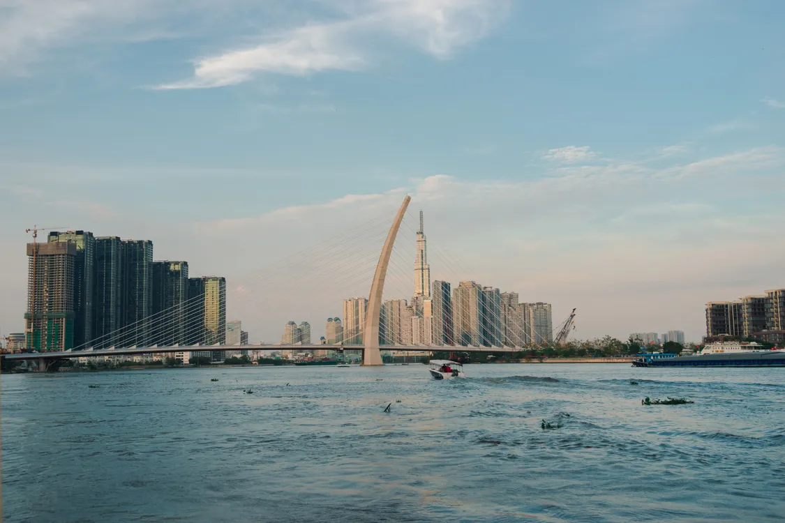 Thu Thiem Bridge Pedestrian Path