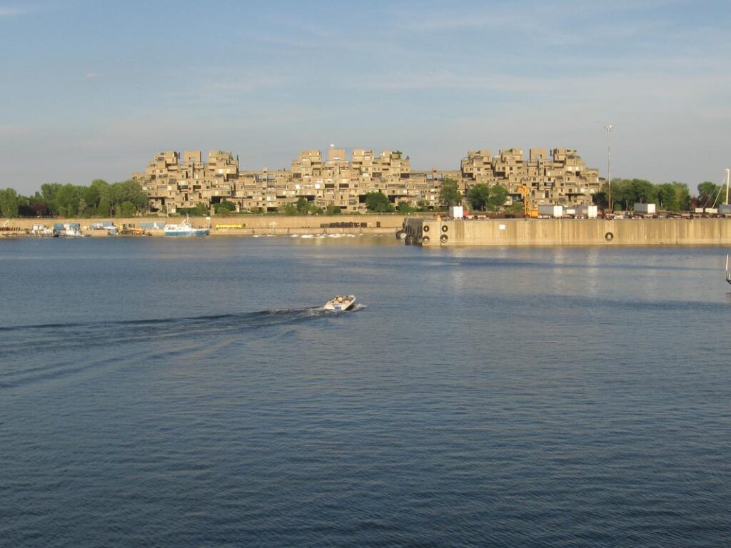 Habitat 67 Facade