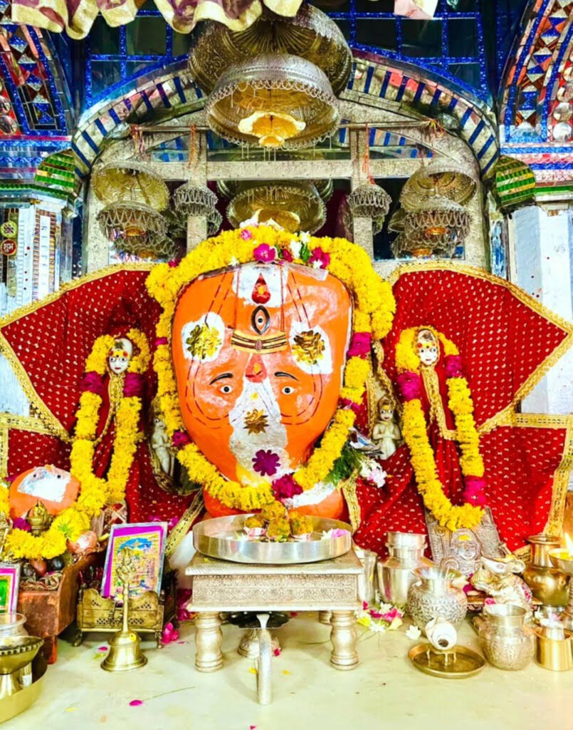 त्रिनेत्र गणेश मंदिर