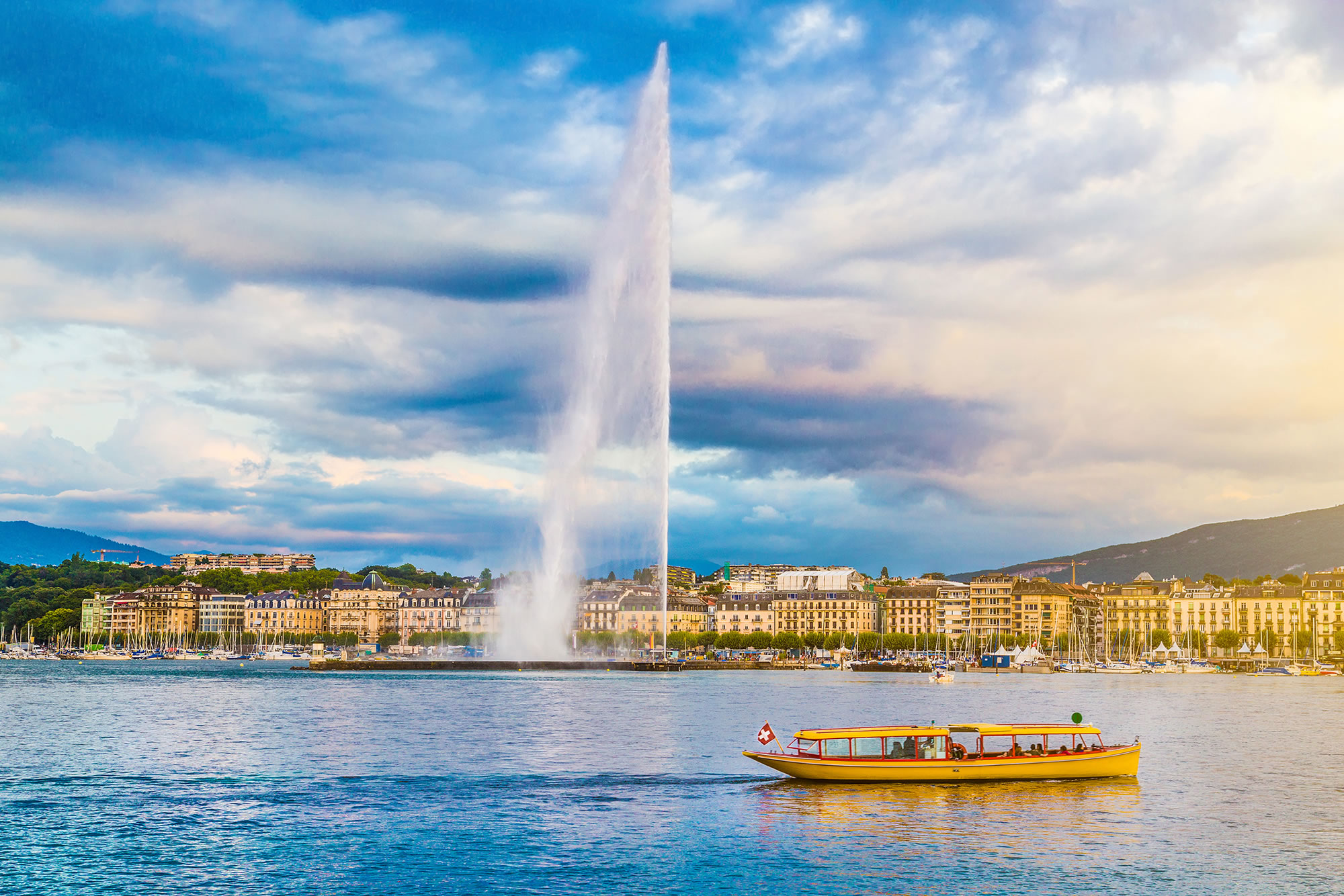 Jet d'Eau visto dall'acqua