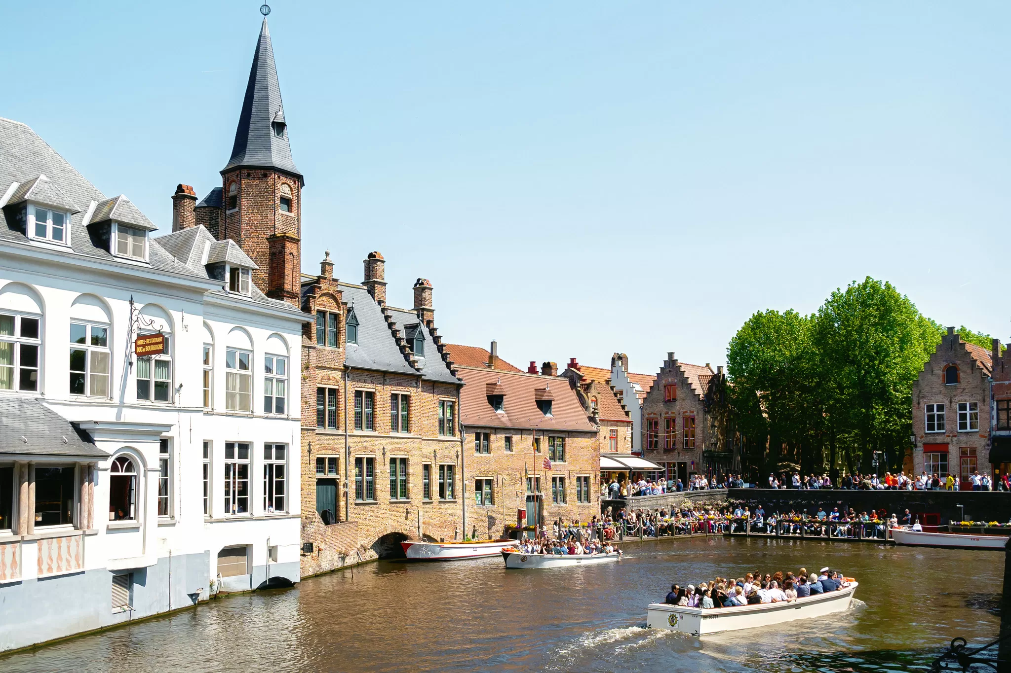 Groeningemuseum Canal Bank