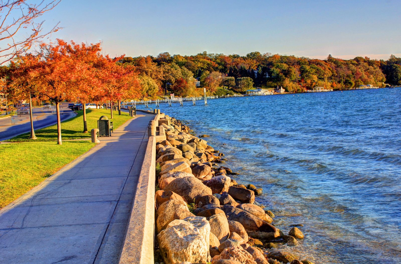 Geneva Lake Shore Path