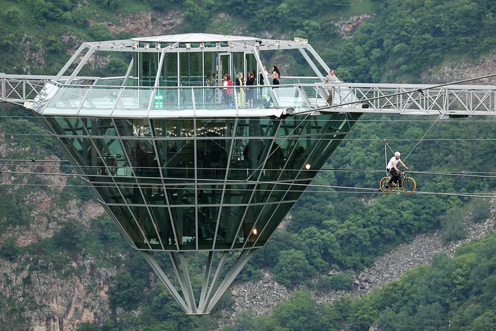 Puente de cristal Diamond