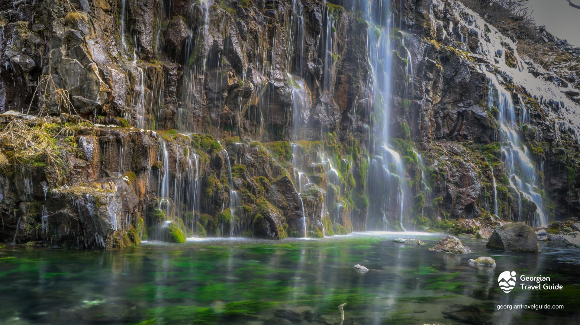 Dashbashi Waterfall