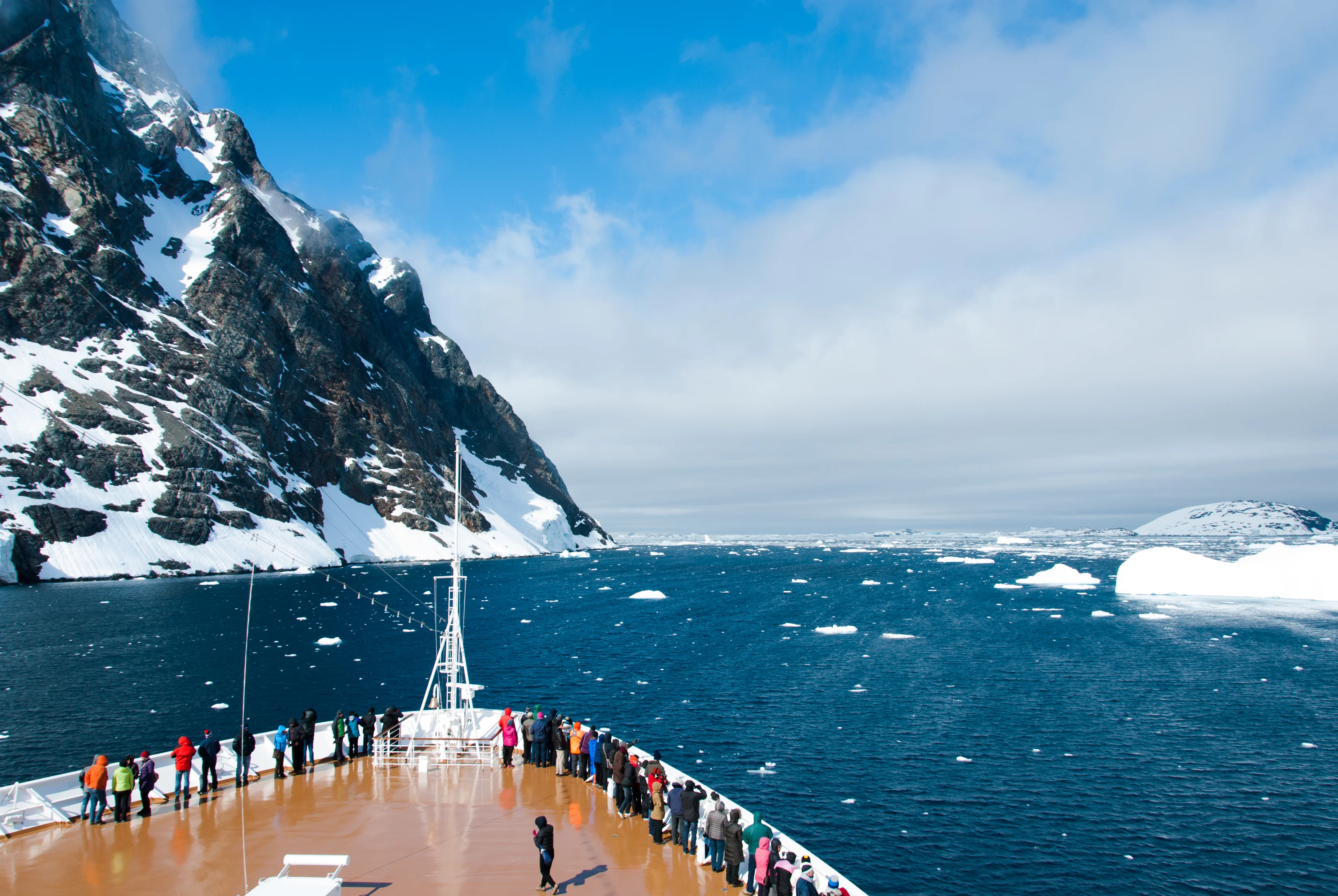Lake Geneva Santa Cruise Tickets