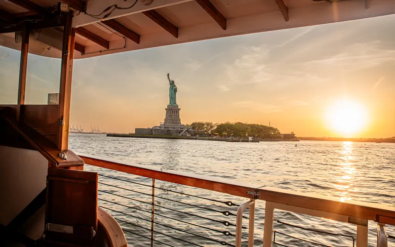 Nyc Dinner Cruise Private