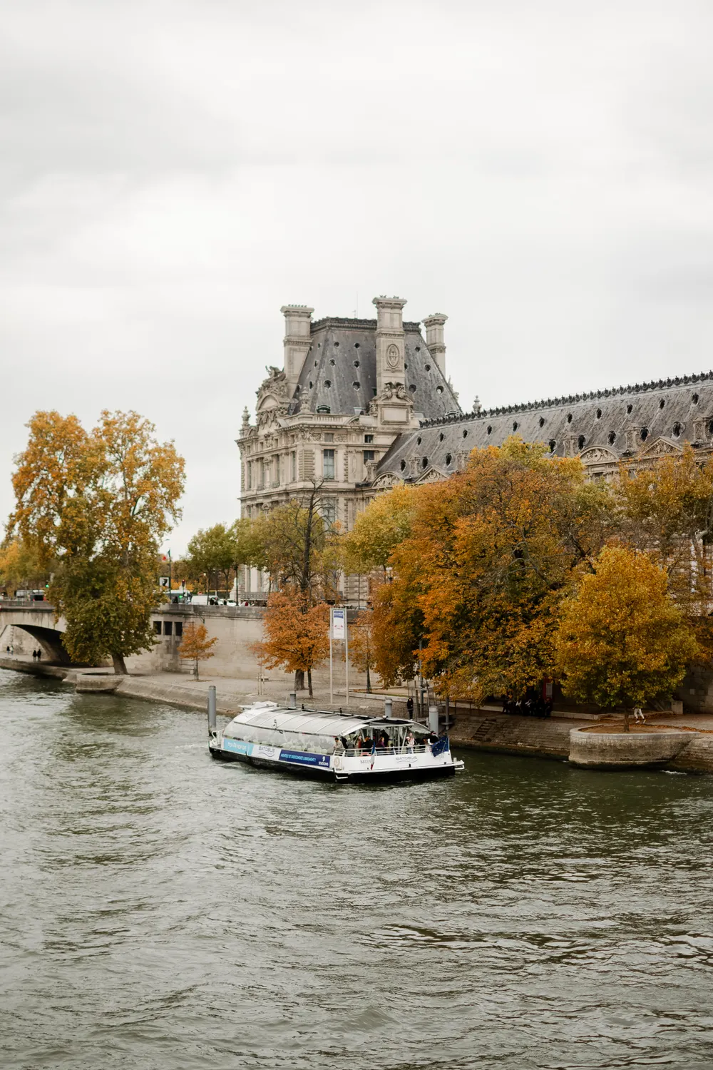Louvre Museum River Gallery
