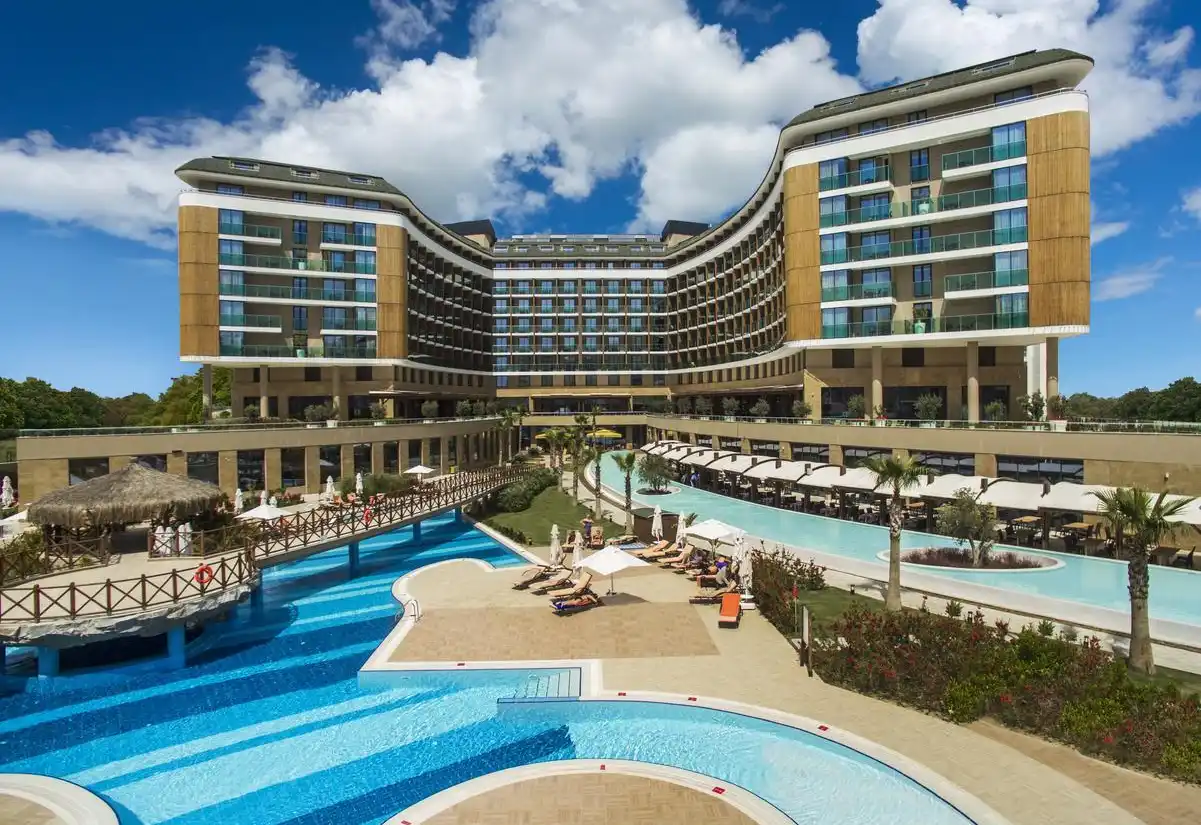 Quartier de Lara Beach