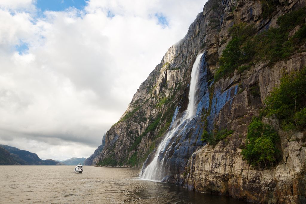 Hengjanefossen