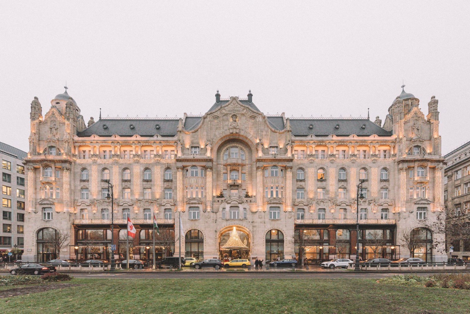 Four Seasons Hotel