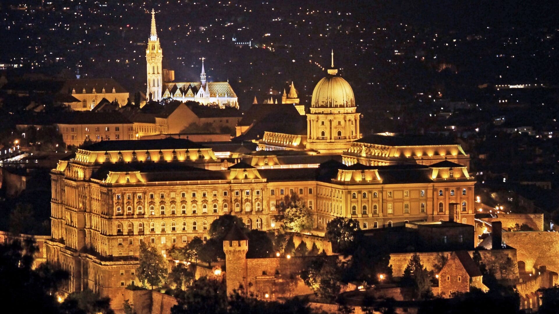 Buda Castle Terrace Angle