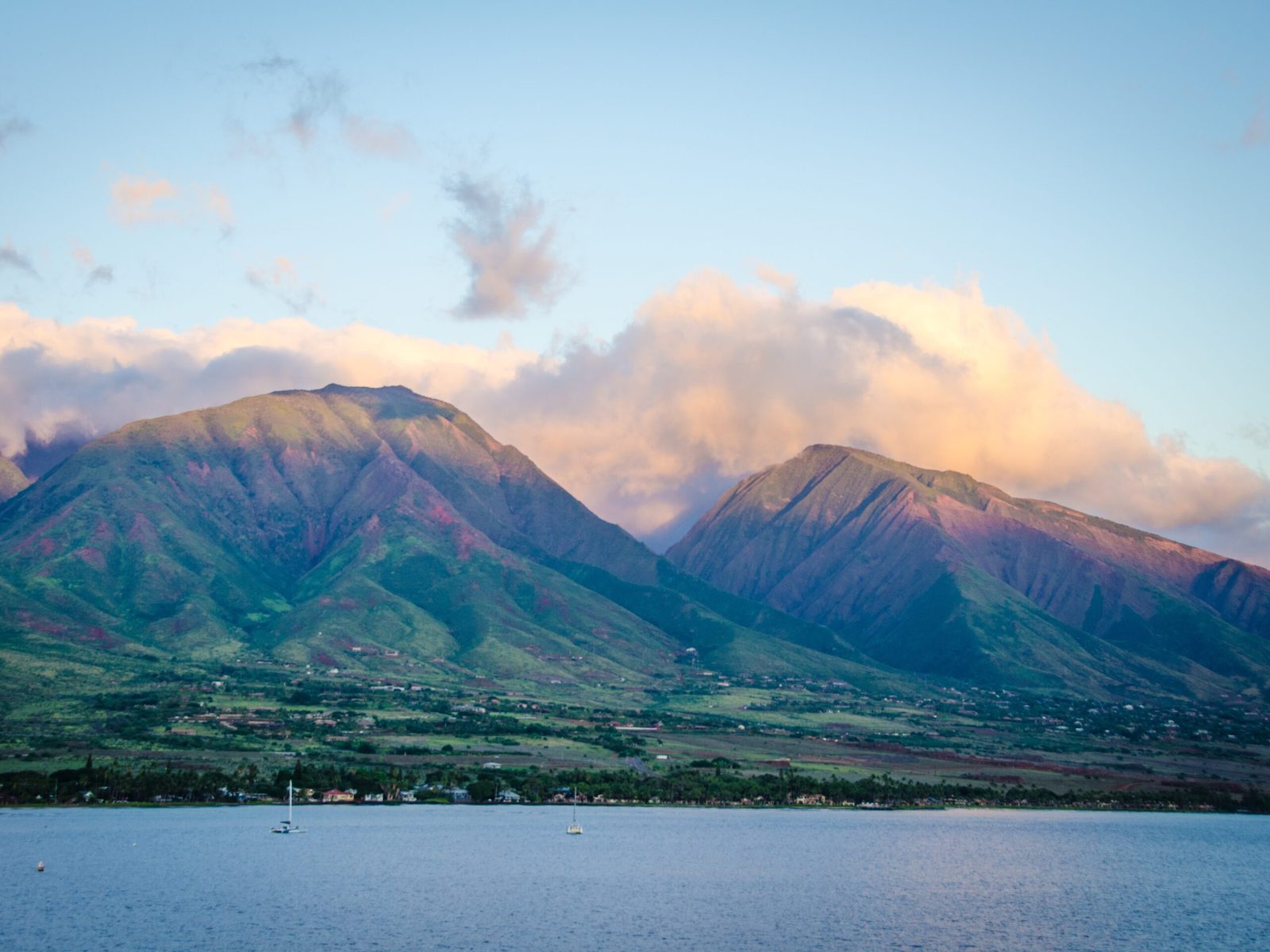West Maui Mountains