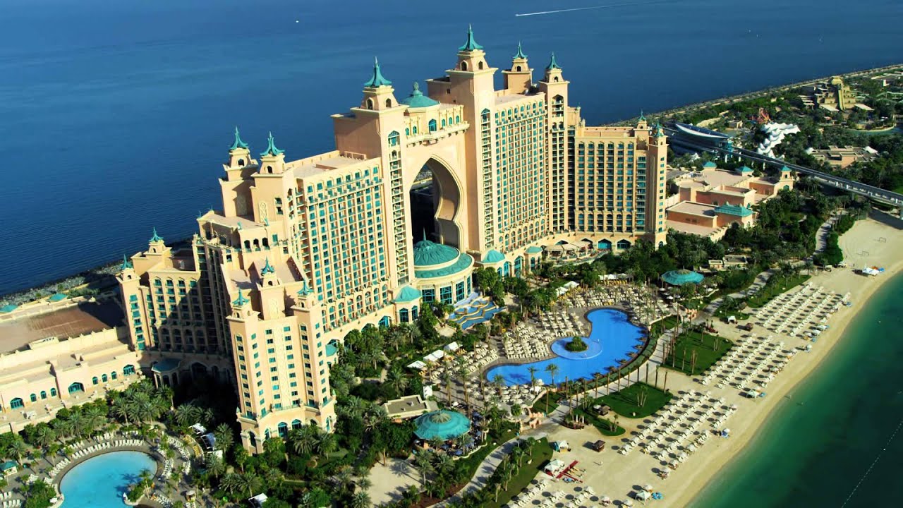 Atlantis The Palm Exterior