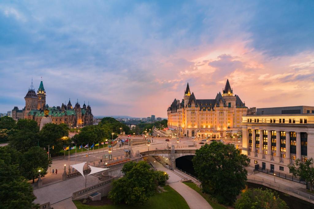 Chateau Laurier Exterior