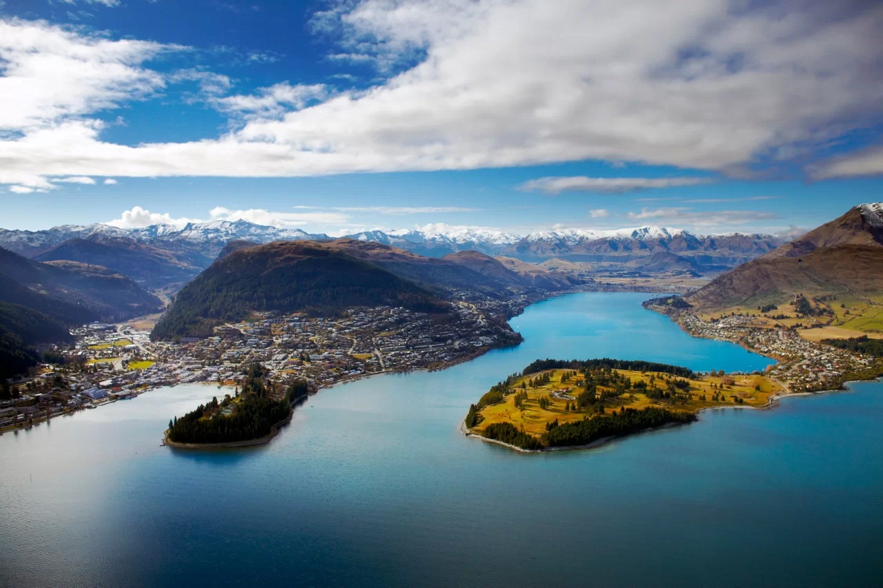 Lake Wakatipu Basin