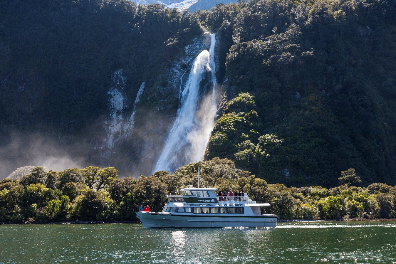 Lady Bowen Falls