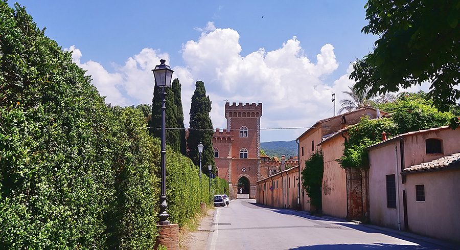 Bolgheri Village Gate