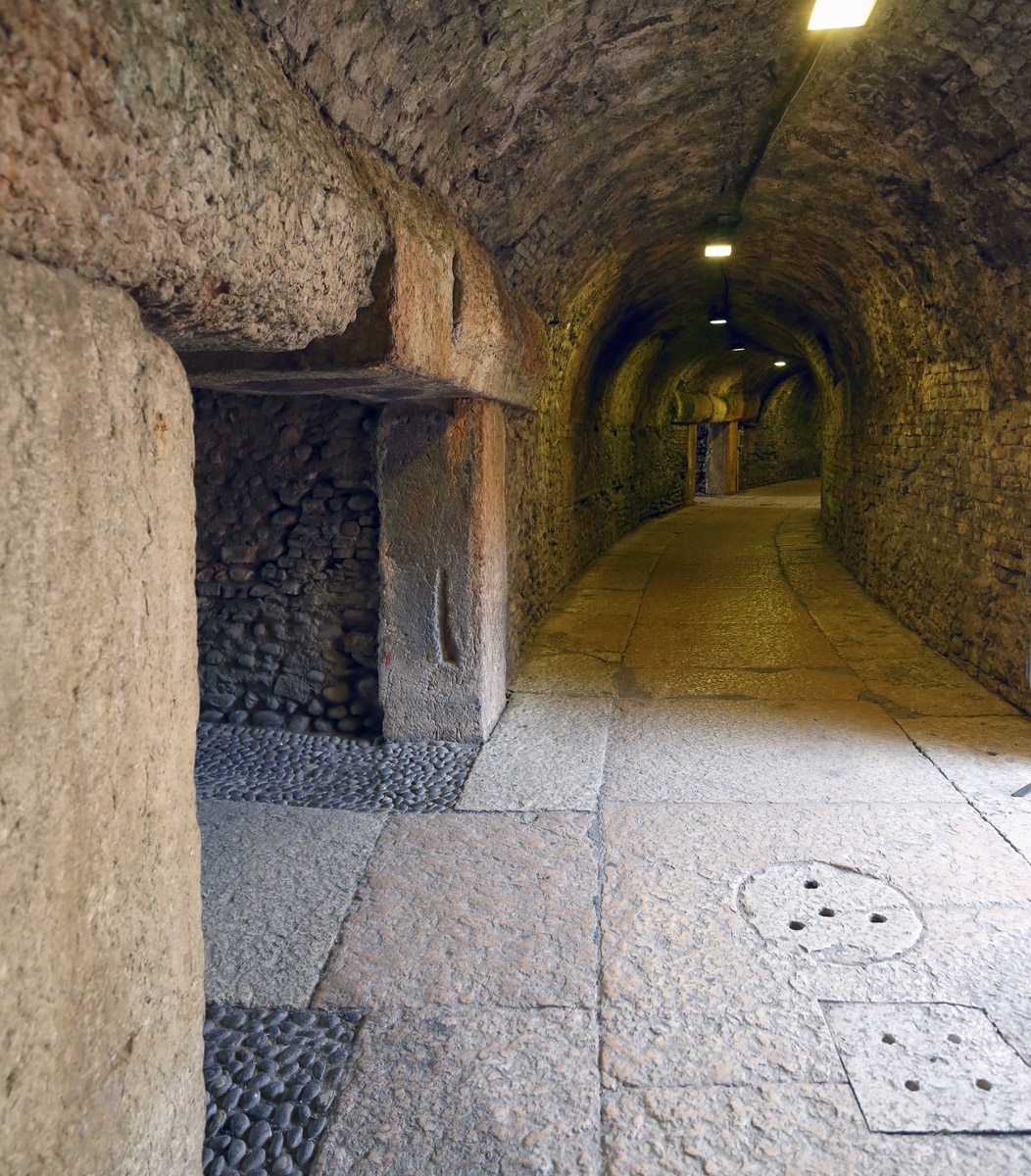 Vaulted Entrance Corridors — Vomitoria