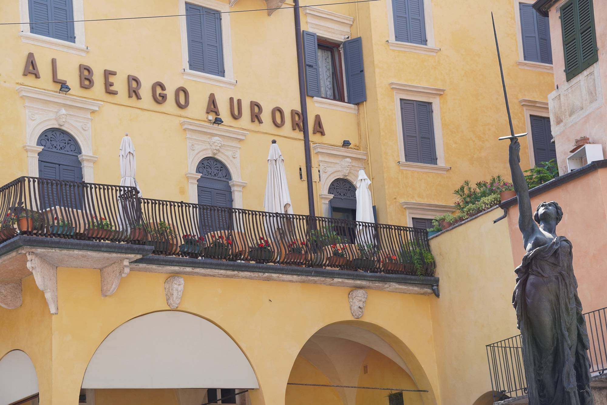 Hotel Aurora