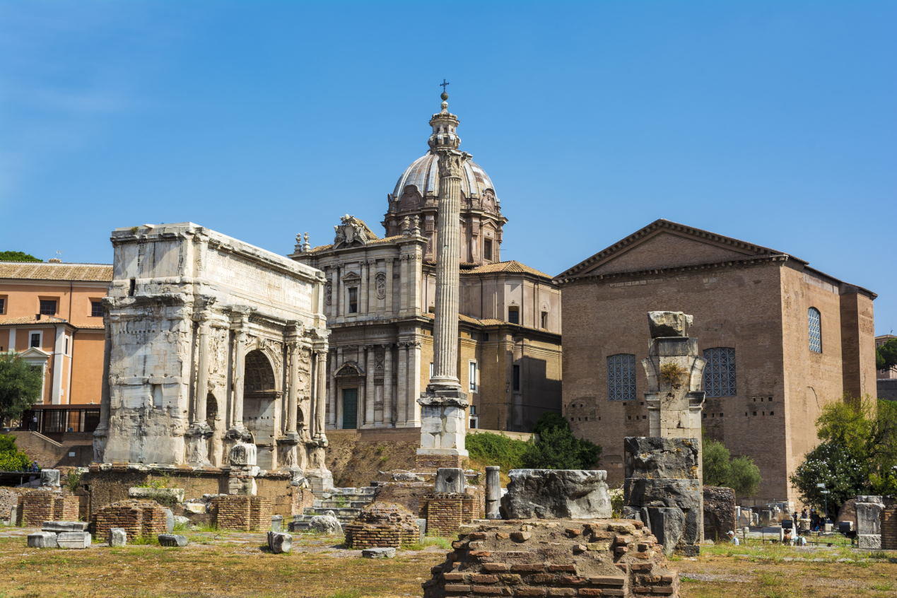 Curia Julia and Arch of Septimius Severus