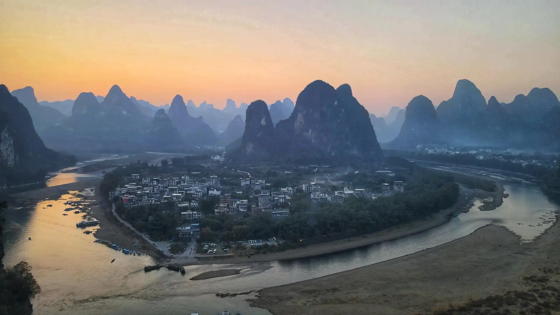 Xingping Ancient Town Viewpoint