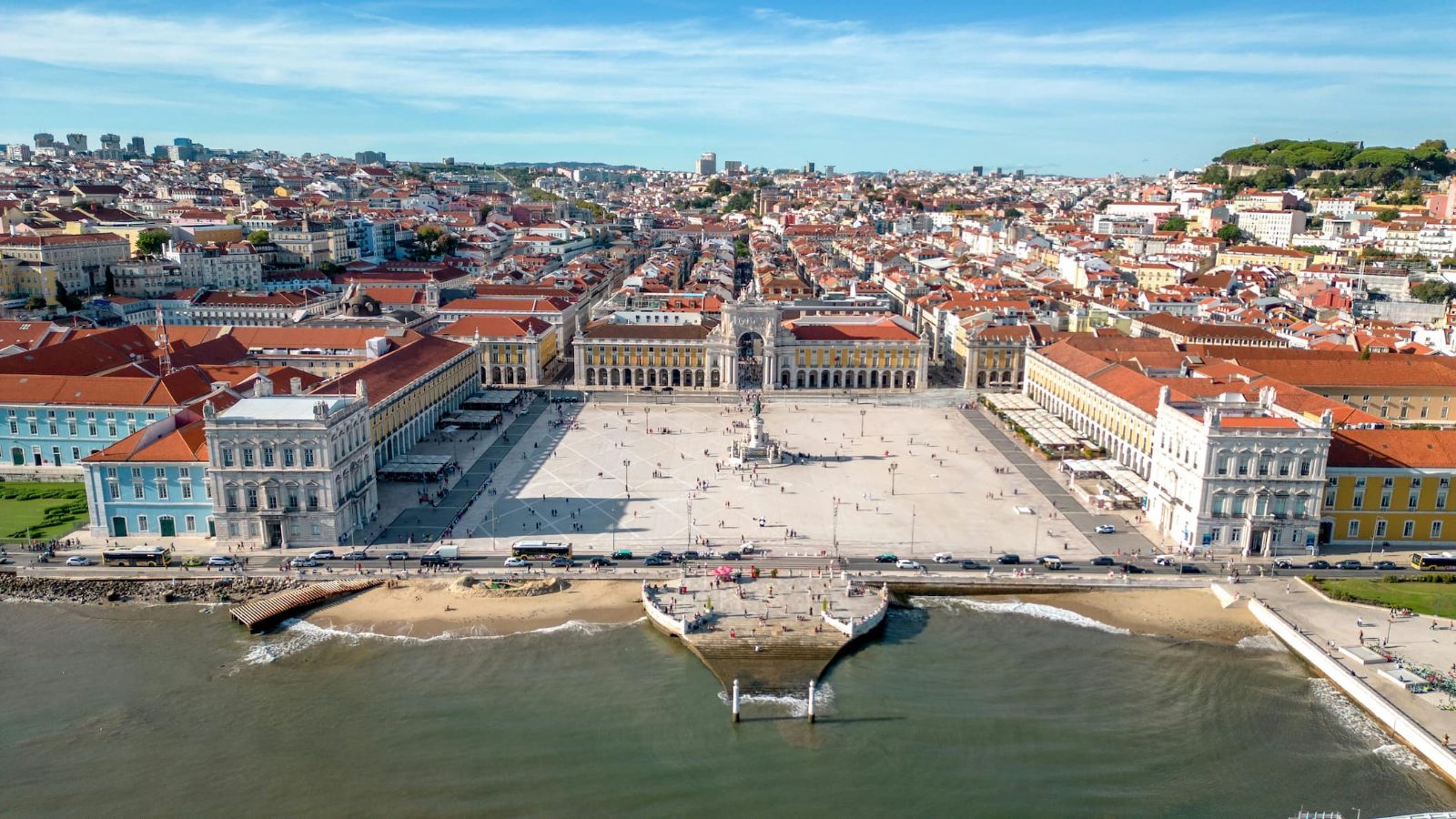 Praça do Comércio Waterfront