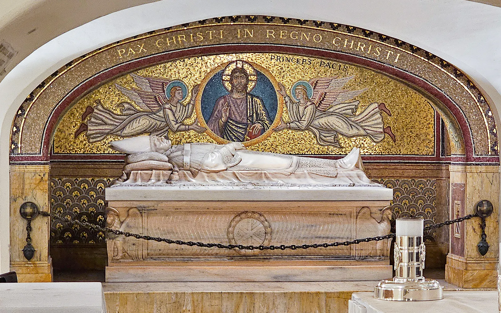 Vatican Grottoes (Sacre Grotte Vaticane)
