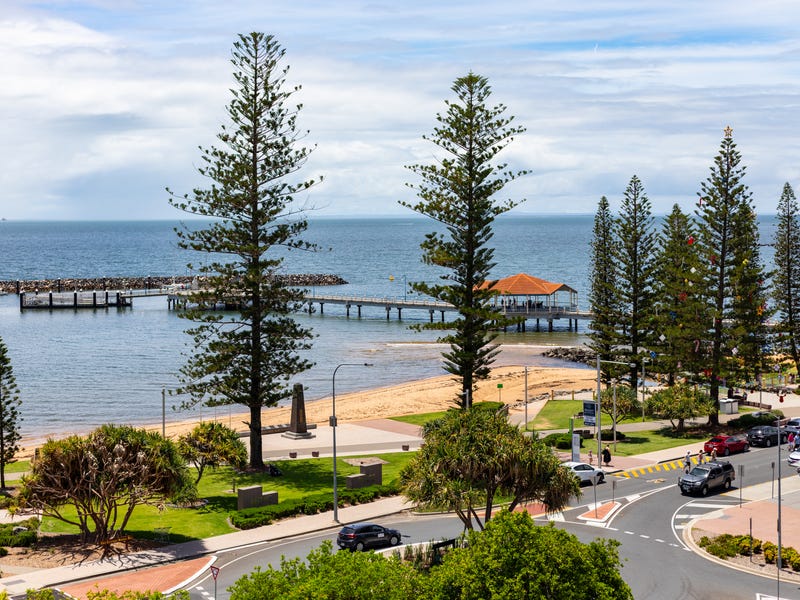 Redcliffe Parade Waterfront
