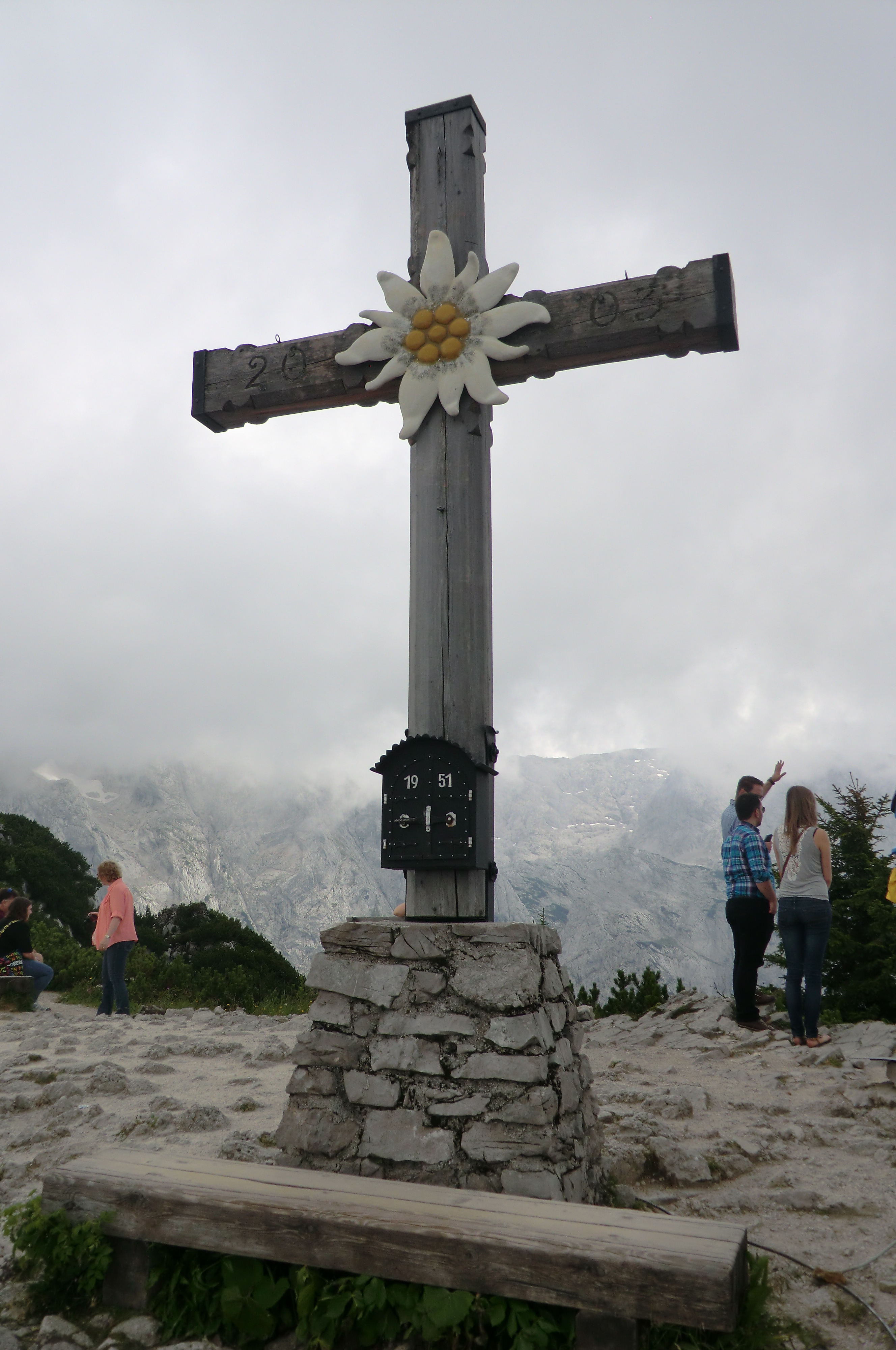 Kehlstein Summit Cross & Circular Trail