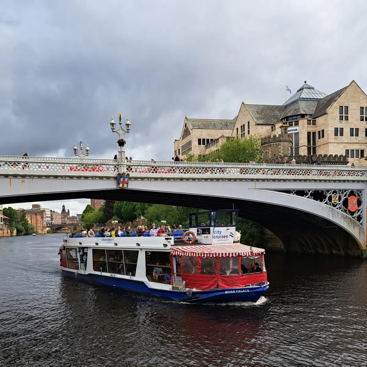 York River Cruise With Afternoon Tea