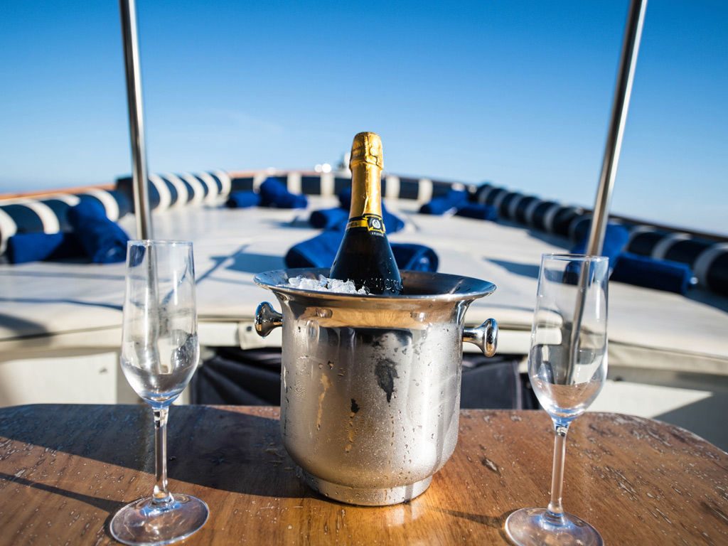 Paris Seine River Champagne Tasting Cruise